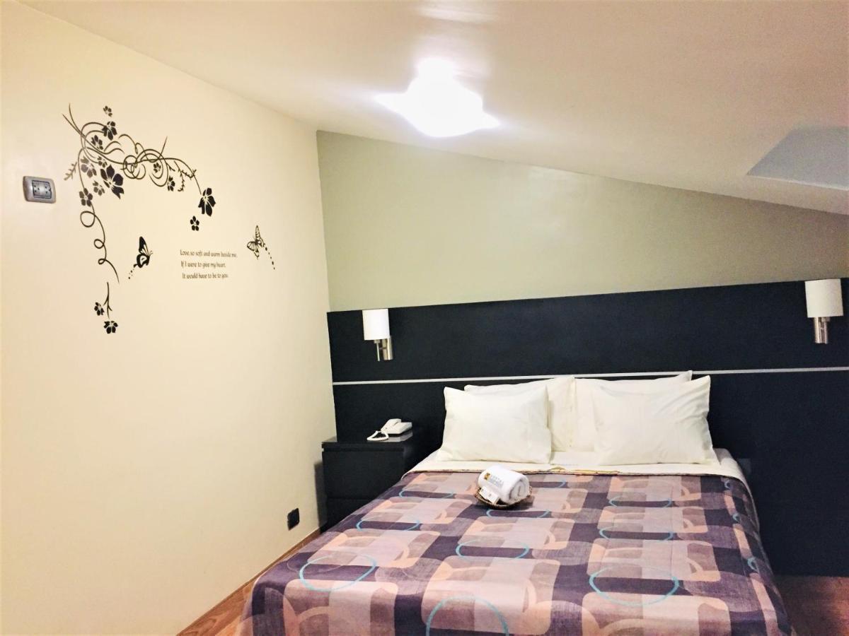 Hostal Carlos Tenaud Lima Ngoại thất bức ảnh