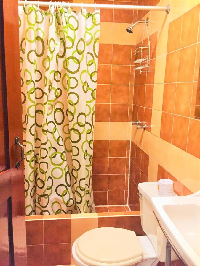 Hostal Carlos Tenaud Lima Ngoại thất bức ảnh