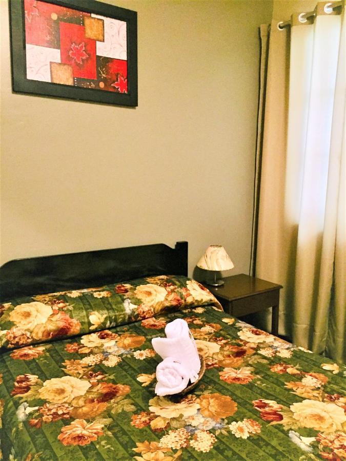 Hostal Carlos Tenaud Lima Ngoại thất bức ảnh