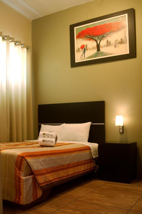 Hostal Carlos Tenaud Lima Ngoại thất bức ảnh